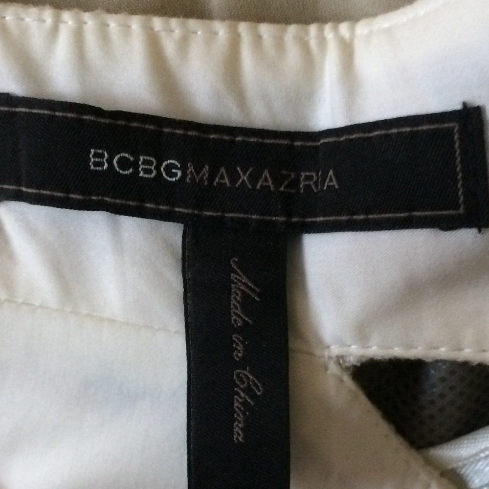 White BCBG MAXAZRIA Gown - Host Pick! - Picture 8 of 8